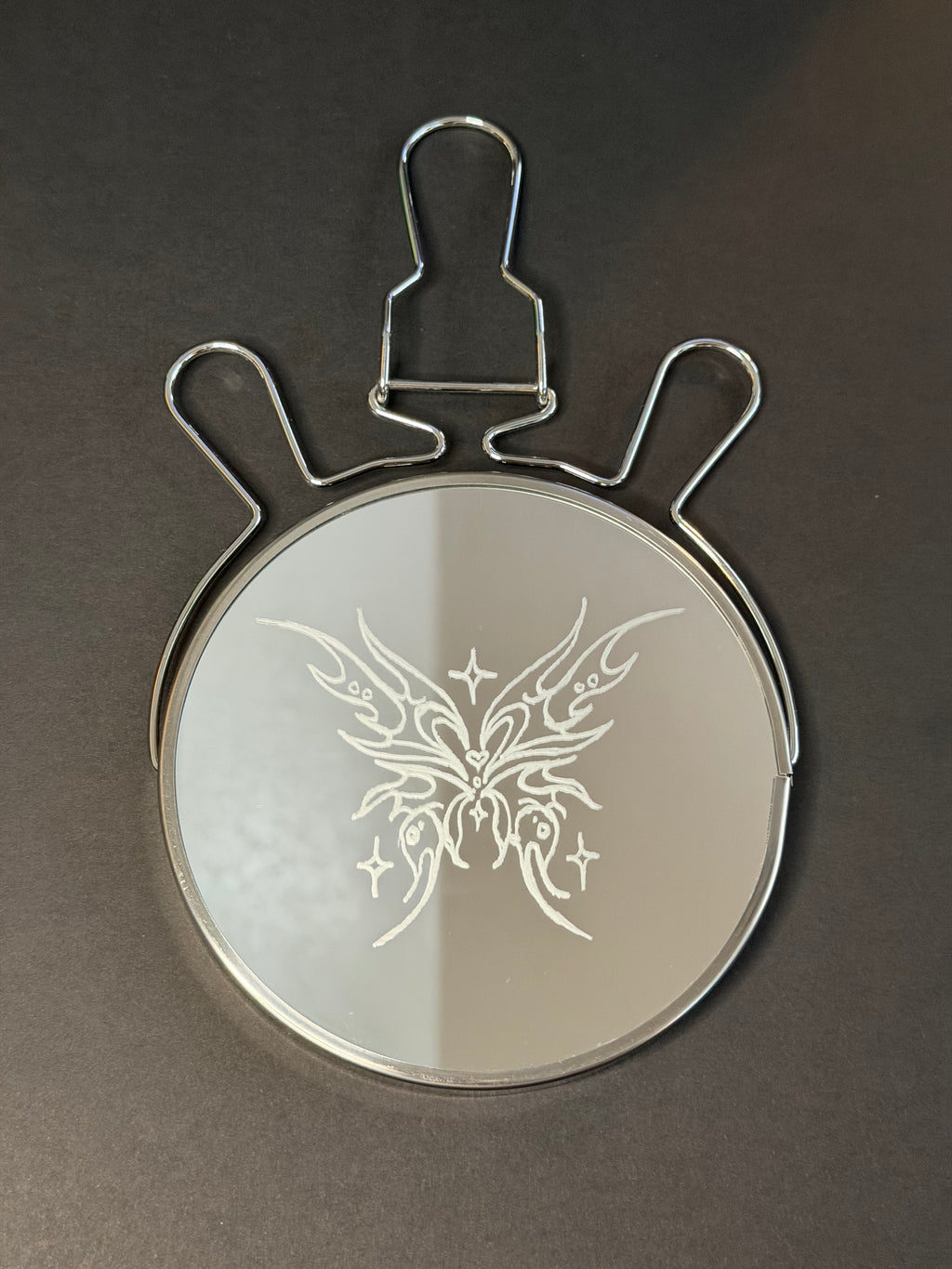 Butterfly mirror